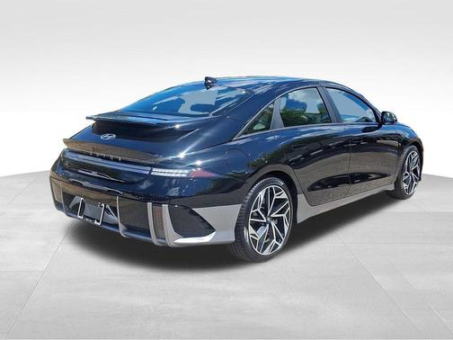 Onyx Black 2023 Hyundai IONIQ 6 SEL