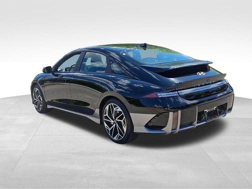 Onyx Black 2023 Hyundai IONIQ 6 SEL
