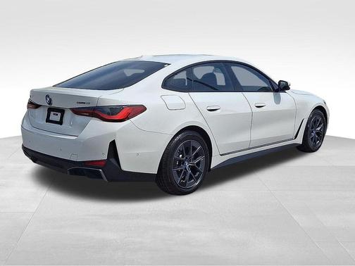 Alpine White 2023 BMW i4 Gran Coupe eDrive35
