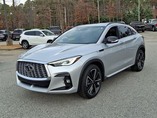 2022 INFINITI QX55 LUXE