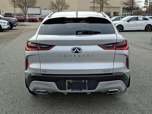 2022 INFINITI QX55 LUXE