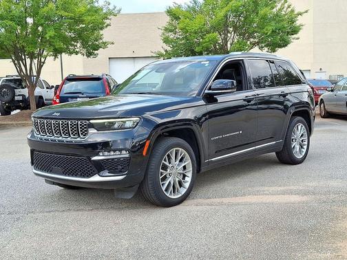 2022 Jeep Grand Cherokee Summit
