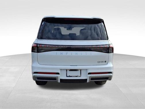 2026 INFINITI QX80 PURE AWD