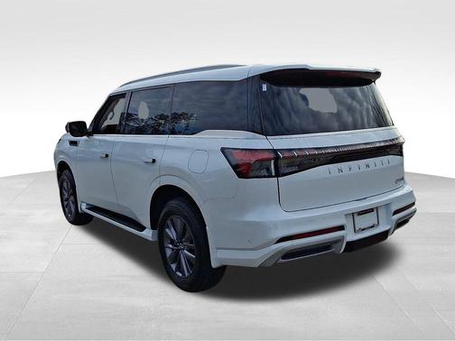 2026 INFINITI QX80 PURE AWD