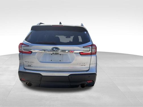 Ice Silver Metallic 2021 Subaru Ascent Premium 8-Passenger