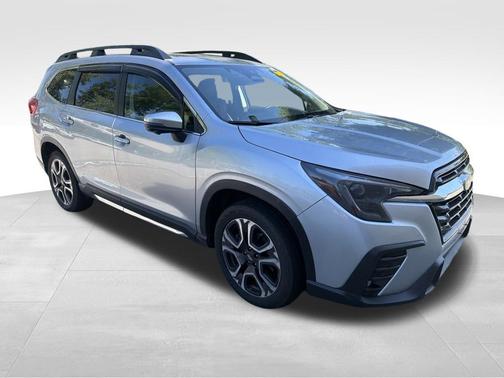 Ice Silver Metallic 2021 Subaru Ascent Premium 8-Passenger