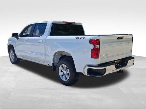 Summit White 2025 Chevrolet Silverado 1500 LT