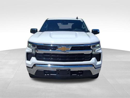 Summit White 2025 Chevrolet Silverado 1500 LT