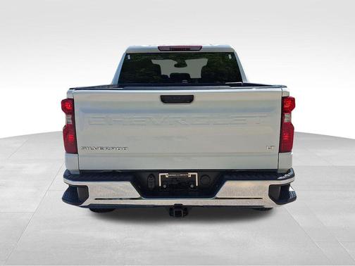 Summit White 2025 Chevrolet Silverado 1500 LT