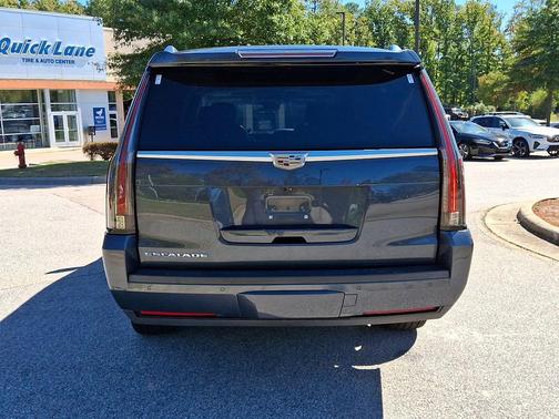 2019 Cadillac Escalade ESV Luxury