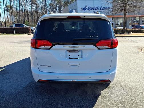 2018 Chrysler Pacifica Touring-L Plus