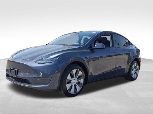 2022 Tesla Model Y Long Range Dual Motor All-Wheel Drive
