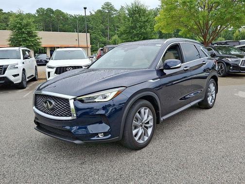 2022 INFINITI QX50 LUXE