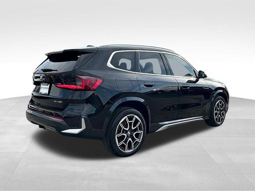 Jet Black 2023 BMW X1 xDrive28i
