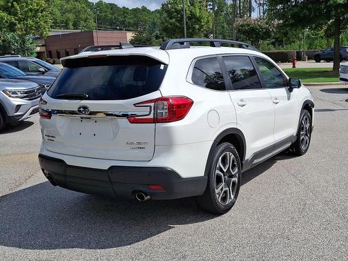2023 Subaru Ascent Limited 8-Passenger