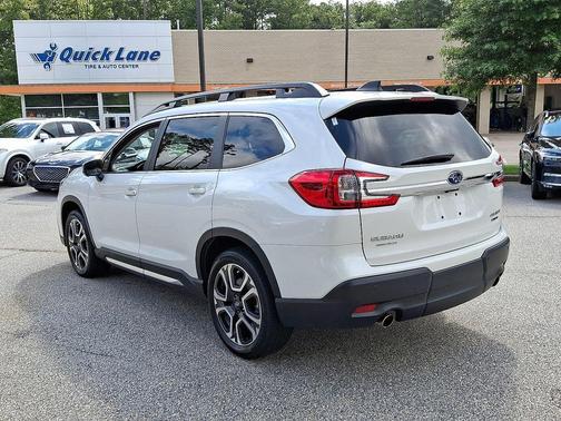 2023 Subaru Ascent Limited 8-Passenger