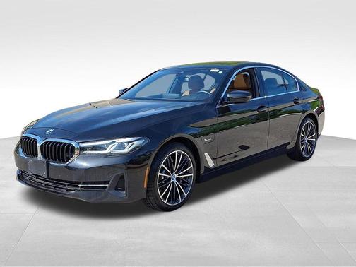 Black Sapphire Metallic 2023 BMW 530e Base