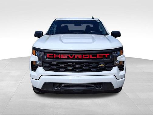 Summit White 2024 Chevrolet Silverado 1500 Custom
