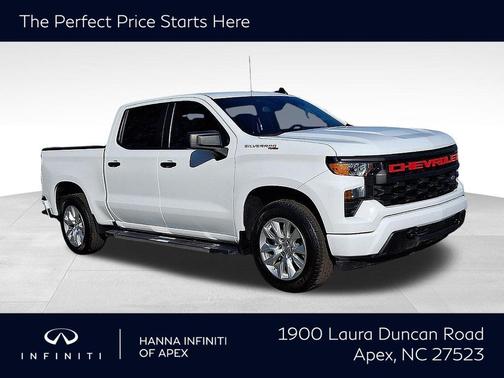Summit White 2024 Chevrolet Silverado 1500 Custom