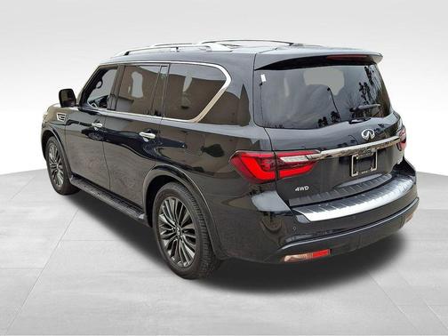 2024 INFINITI QX80 SENSORY AWD