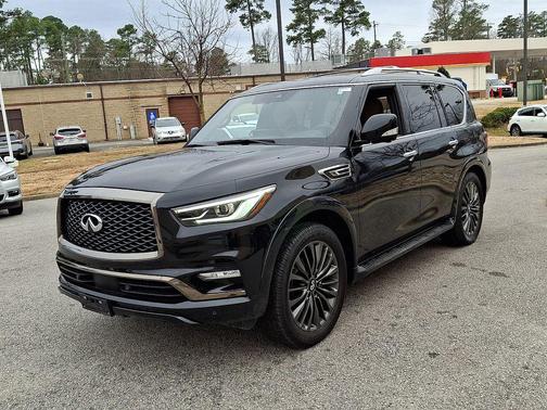 2024 INFINITI QX80 SENSORY AWD