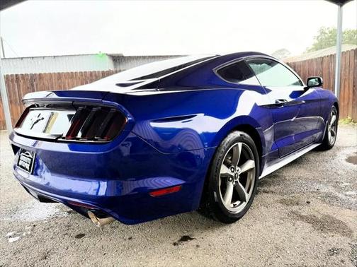 2015 Ford Mustang V6