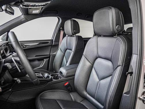 2025 Porsche Macan S