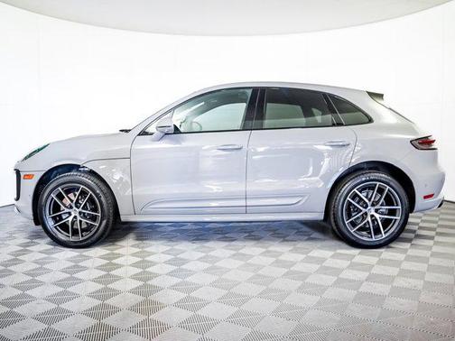 2025 Porsche Macan S