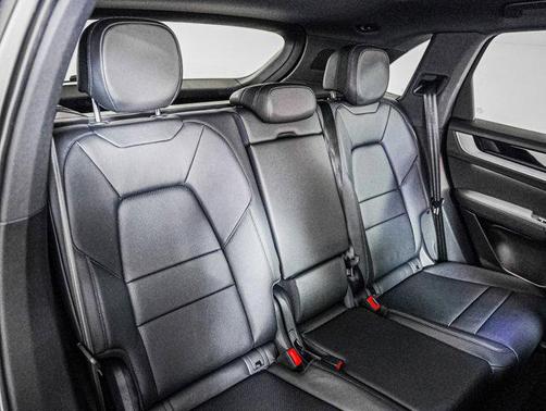 2025 Porsche Cayenne AWD