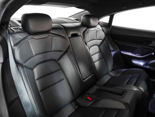 2020 Porsche Taycan Turbo