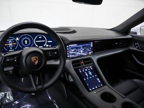 2020 Porsche Taycan Turbo