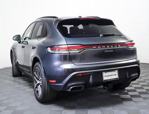 2026 Porsche Macan AWD