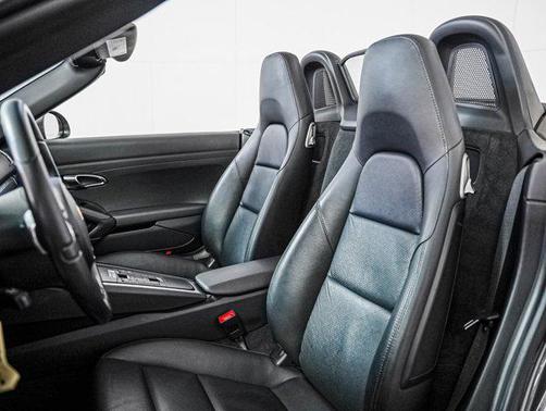 2015 Porsche Boxster 2dr Roadster