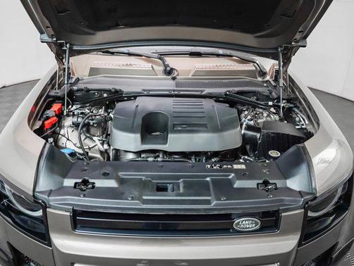 2024 Land Rover Defender 110 P400 S