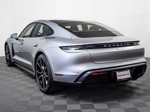 2024 Porsche Taycan RWD