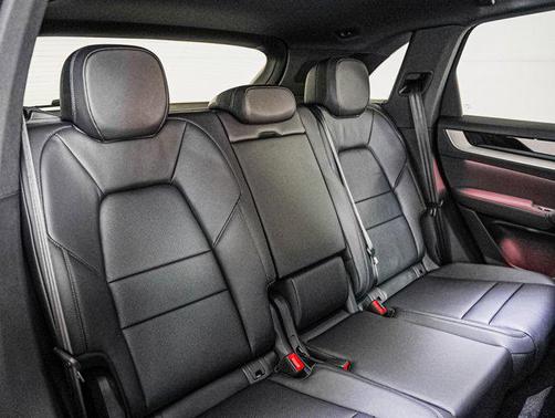 2026 Porsche Cayenne AWD