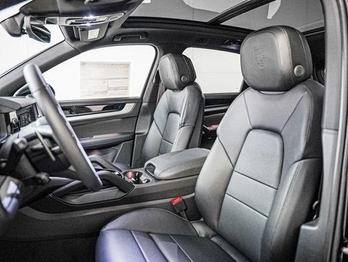 2026 Porsche Cayenne AWD