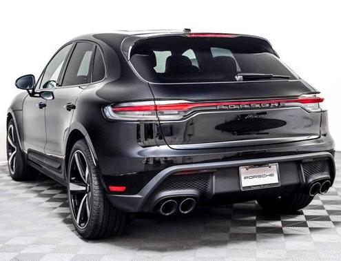 2026 Porsche Macan AWD