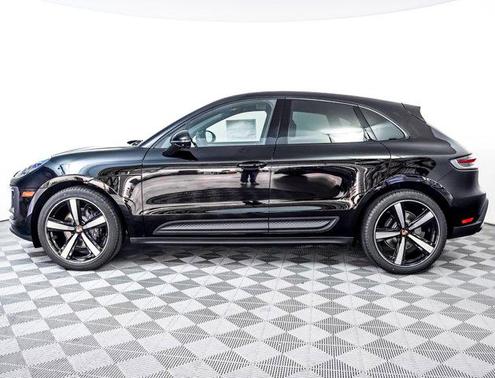 2026 Porsche Macan AWD