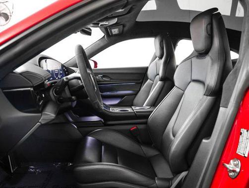 2022 Porsche Taycan GTS