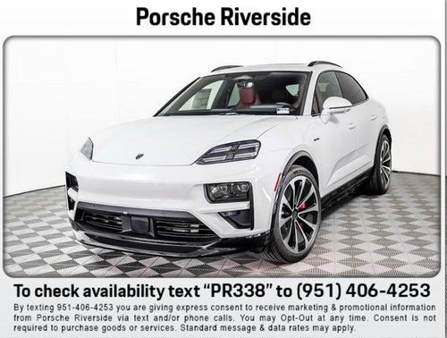 2025 Porsche Macan Turbo