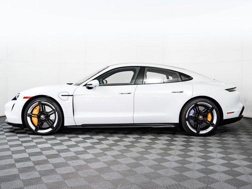2020 Porsche Taycan Turbo S