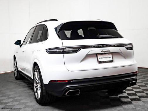 2021 Porsche Cayenne E-Hybrid S