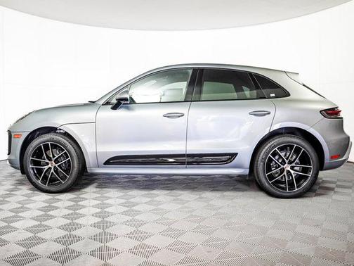 2025 Porsche Macan AWD