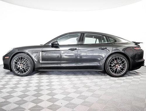2023 Porsche Panamera 4 Platinum Edition
