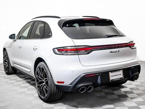 CARRARA WHITE 2026 Porsche Macan Macan S