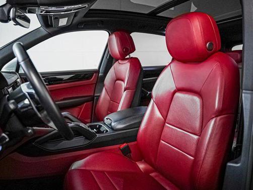 2021 Porsche Cayenne Cayenne