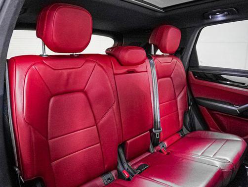 2021 Porsche Cayenne Cayenne