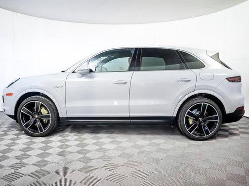 2021 Porsche Cayenne Cayenne