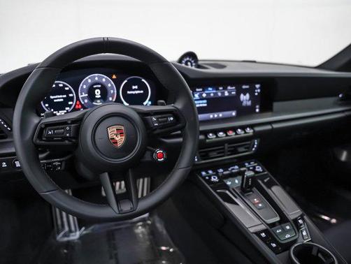 2025 Porsche 911 Carrera GTS